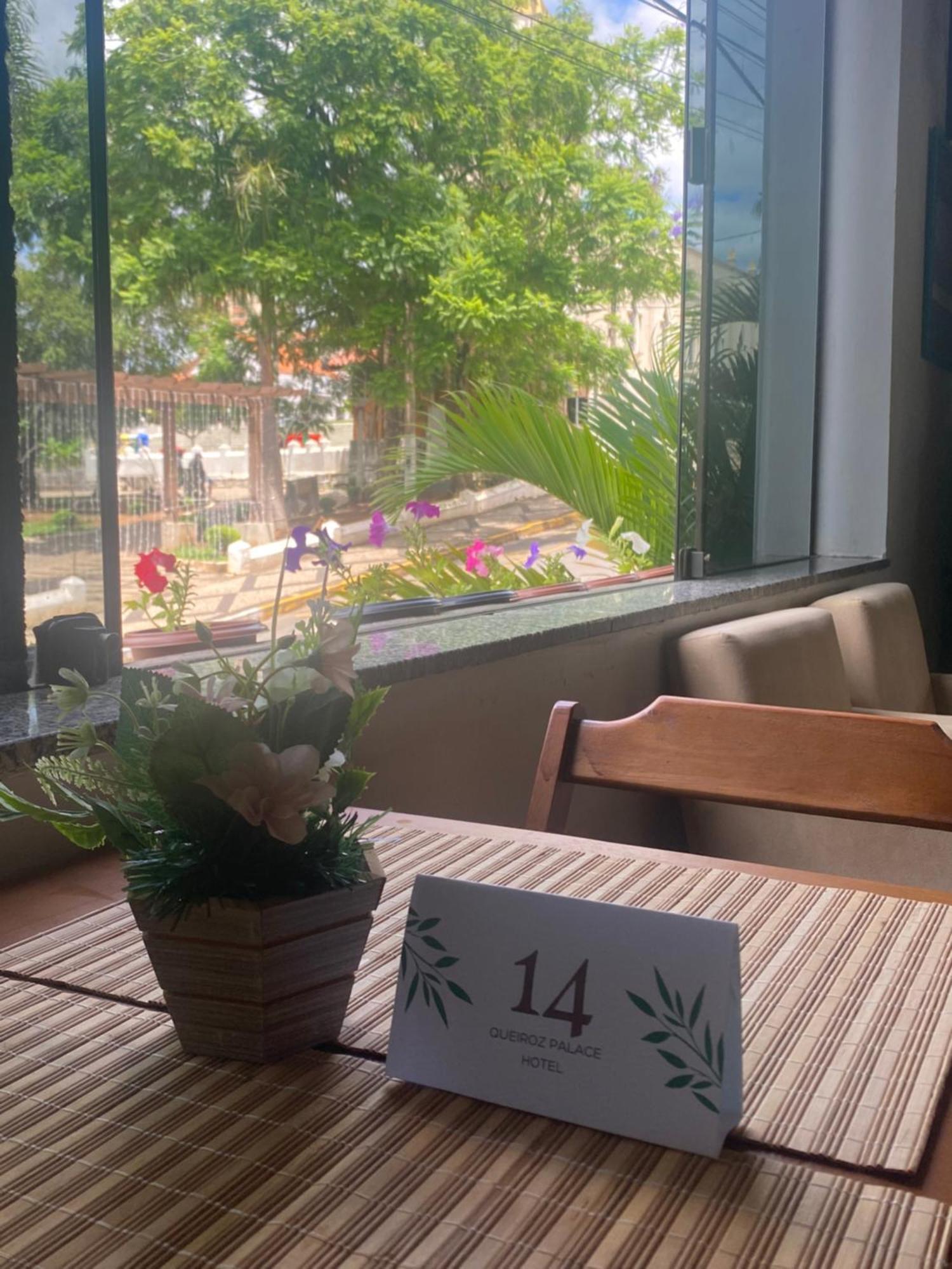 Queiroz Palace Hotel Siqueira Campos Ngoại thất bức ảnh
